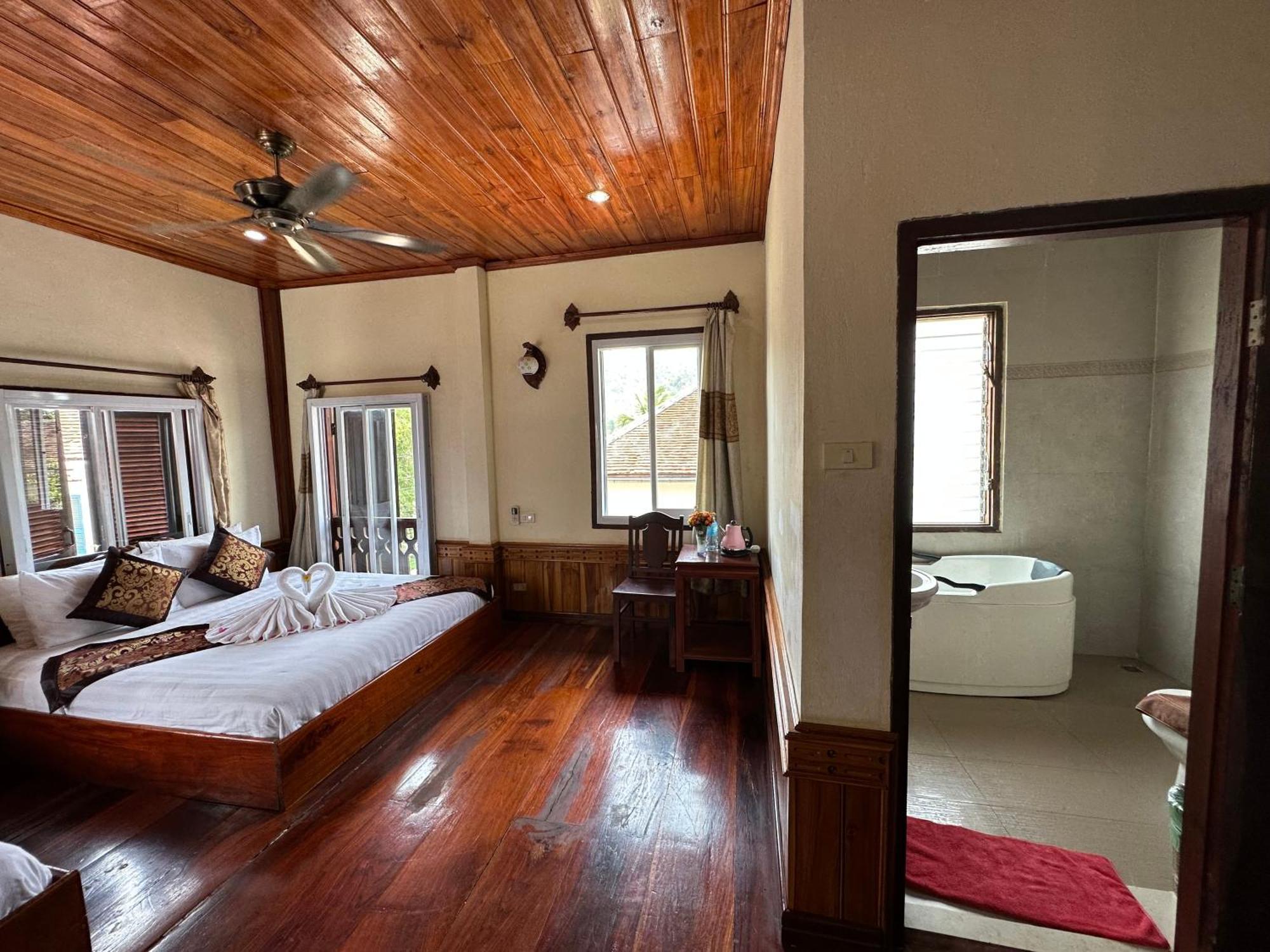 Villa Thida Mekong Riverside Λουάνγκ Πραμπάνγκ Εξωτερικό φωτογραφία