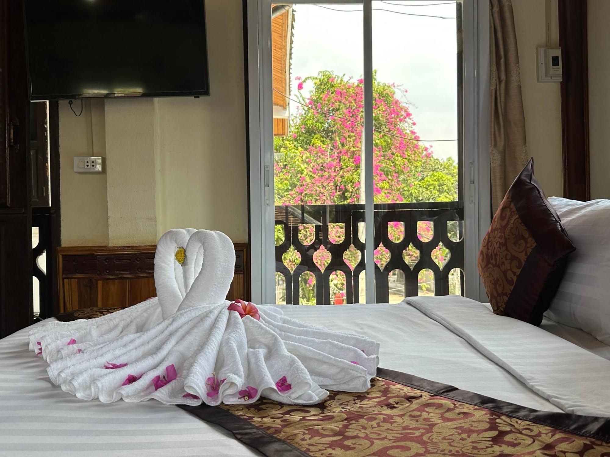Villa Thida Mekong Riverside Λουάνγκ Πραμπάνγκ Εξωτερικό φωτογραφία