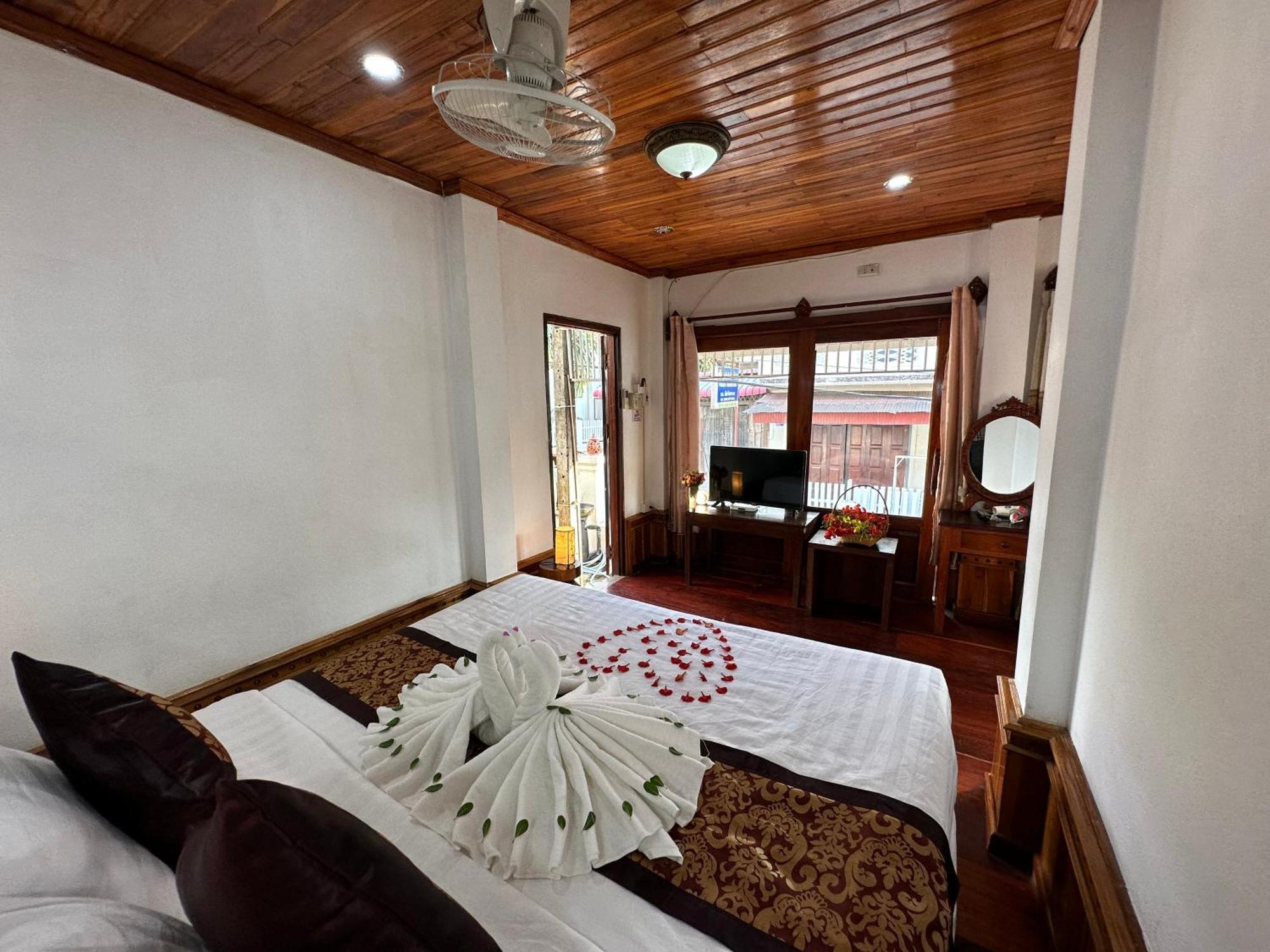 Villa Thida Mekong Riverside Λουάνγκ Πραμπάνγκ Δωμάτιο φωτογραφία